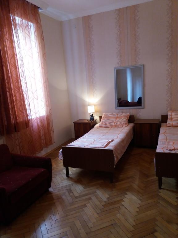 Guest House Lviv Грузия Kutaisi Esterno foto